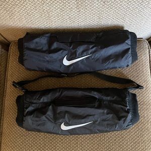 2 Nike Pro Hyperwarm Handwarmer Bags